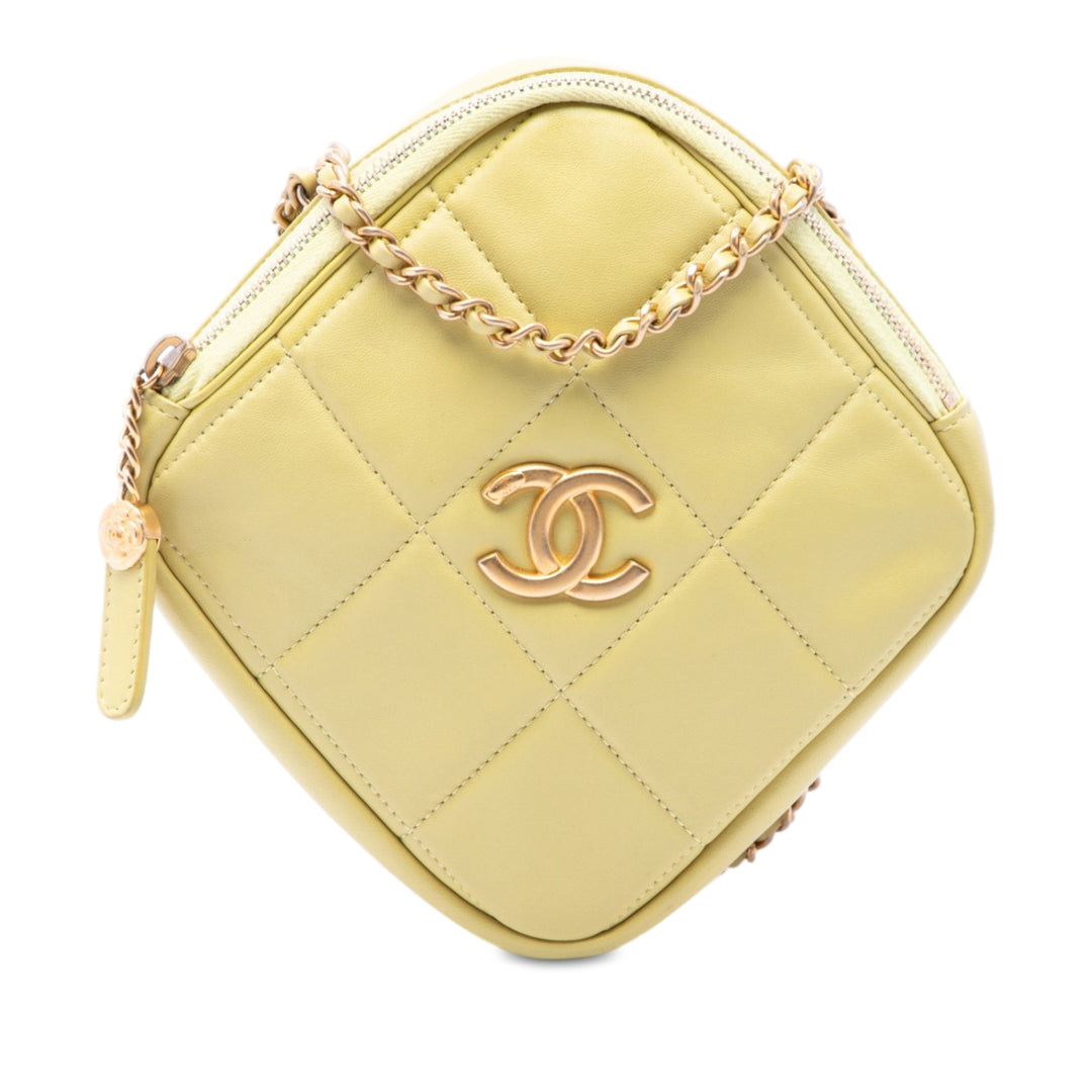 Chanel CC Matelassé Diamond Pochette avec chaîne Cuir d'agneau Jaune – vue principale – GABY PARIS