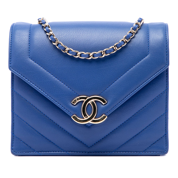 Chanel Small CC Chevron Cuir de veau Envelope à rabat