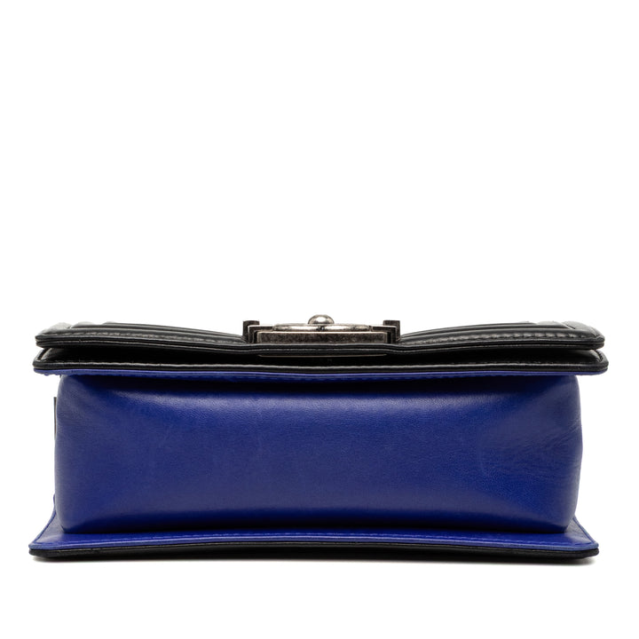 Chanel Bicolore Boy à rabat Petit Cuir d'agneau