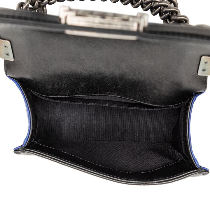 Chanel Bicolore Boy à rabat Petit Cuir d'agneau
