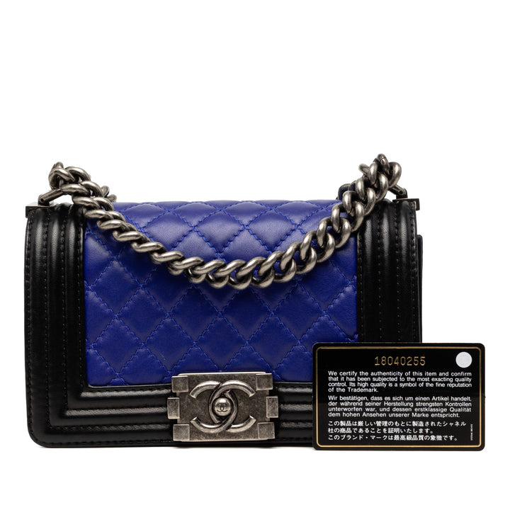 Chanel Bicolore Boy à rabat Petit Cuir d'agneau
