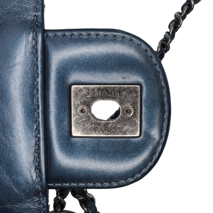 Chanel Quilted Glazed Cuir de veau Coco Pleats Flap Bleu