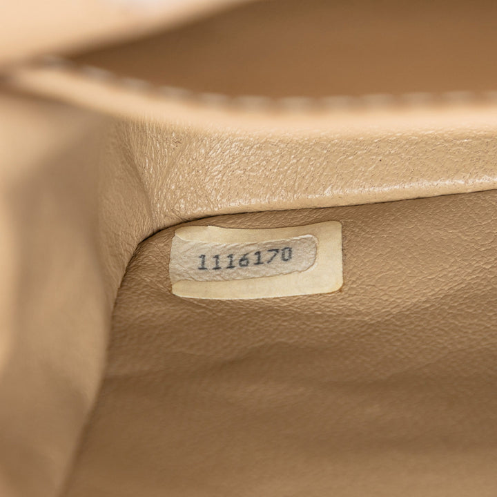 Chanel Medium Classic Cuir d’agneau Simple rabat