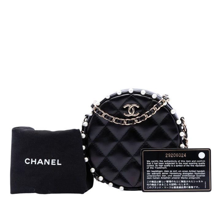 Chanel Matelassé Cuir de veau Perle clouté Rond Pochette avec chaîne