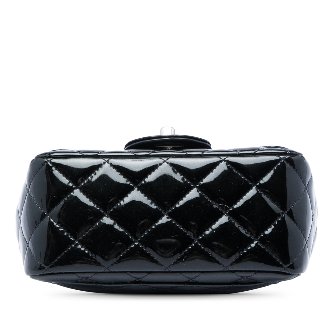 Chanel Classic Carré Rabat simple Mini Cuir