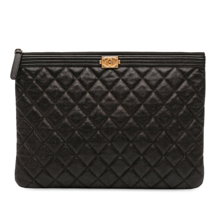 Chanel Matelassé Boy O Étui Pochette Moyen Cuir caviar