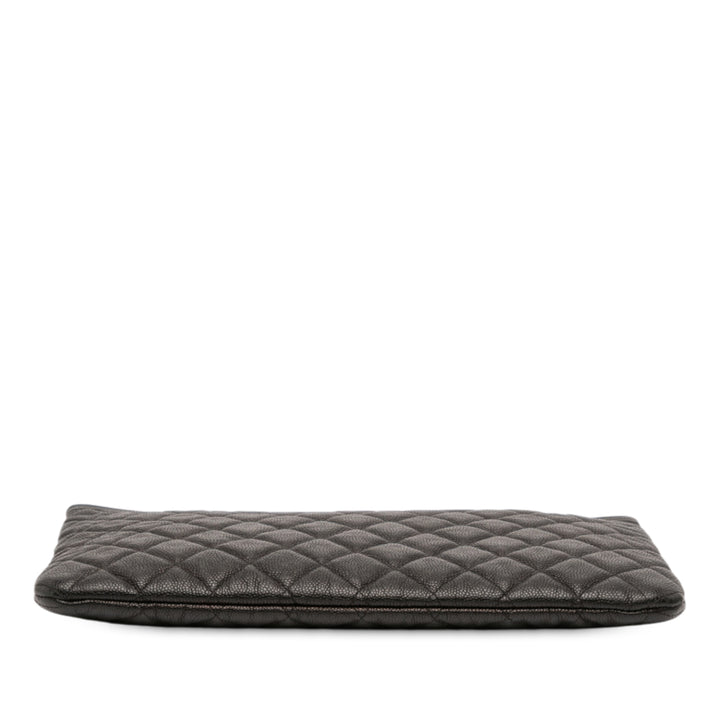 Chanel Matelassé Boy O Étui Pochette Moyen Cuir caviar