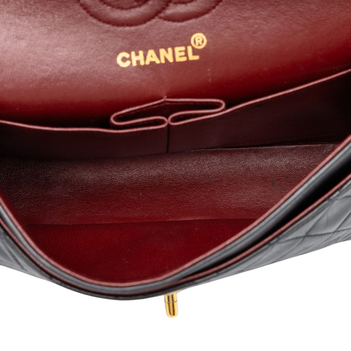 Chanel Sac porté épaule Classic Double rabat Petit Cuir d'agneau Noir – vue 4 – GABY PARIS