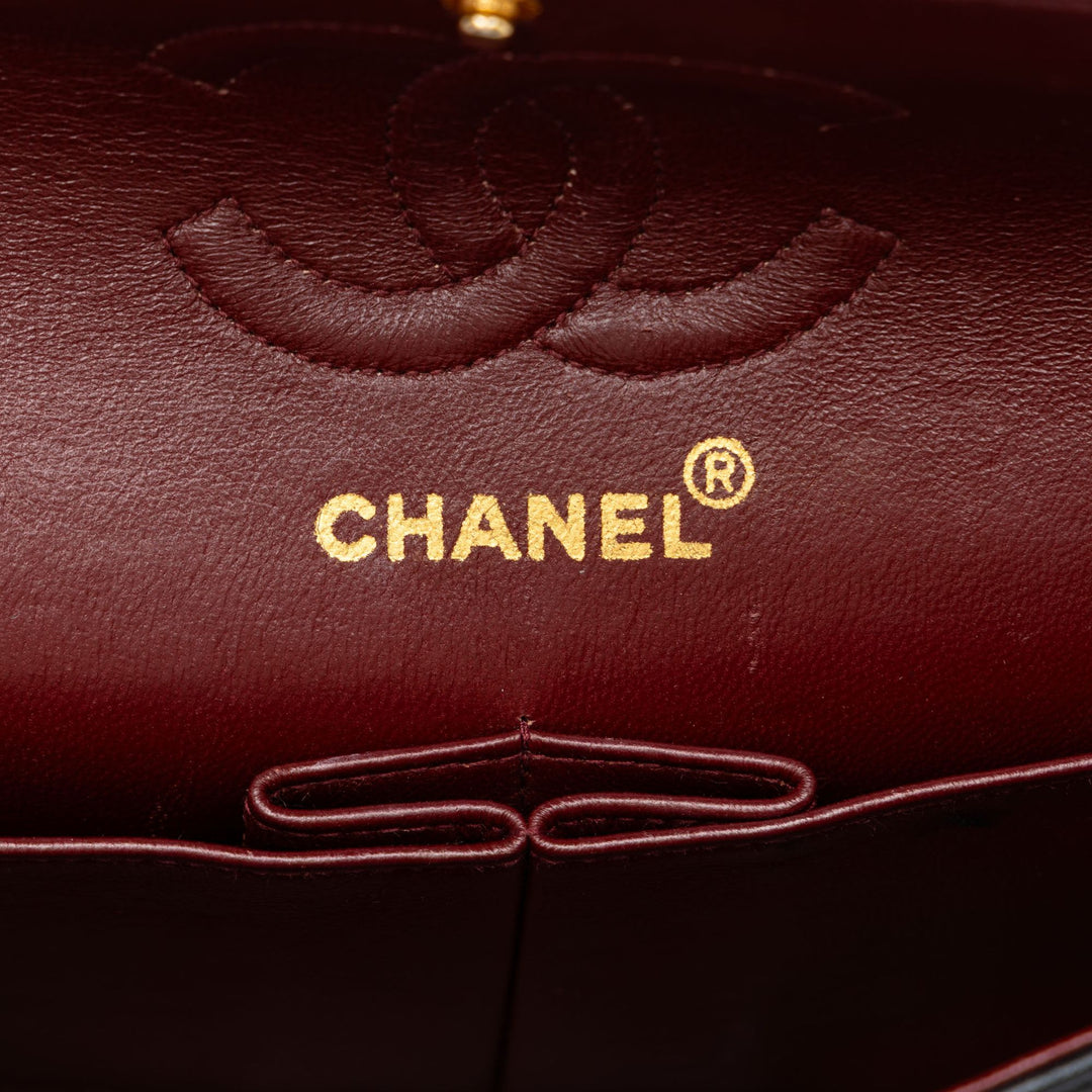 Chanel Sac porté épaule Classic Double rabat Petit Cuir d'agneau Noir – vue 5 – GABY PARIS