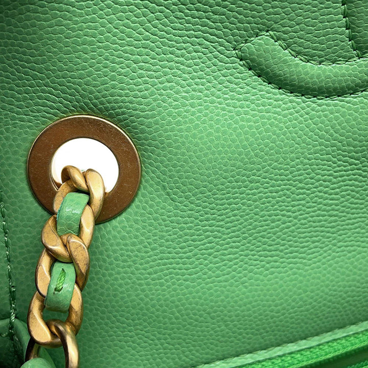 Matelassé Sweet à rabat Mini Cuir caviar Vert
