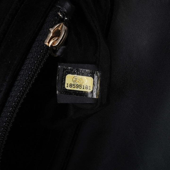 Chanel CC Velours Half Moon Wallet on Chain Noir – GABY PARIS Authentique