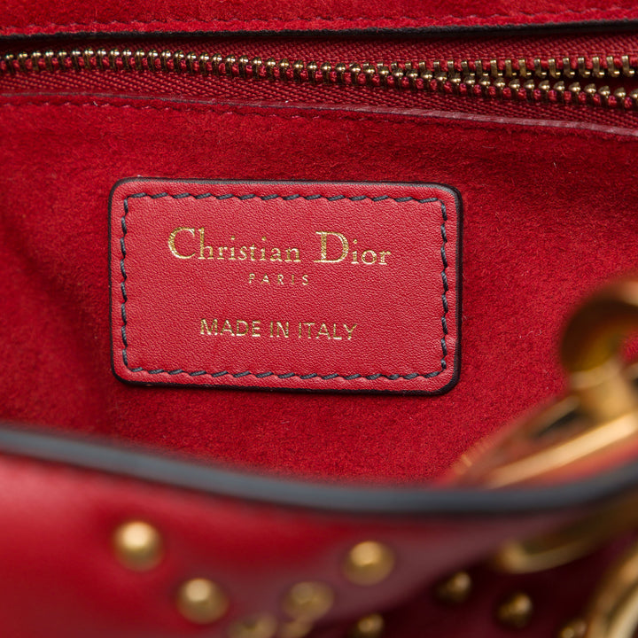 Dior Lady Dior Cannage clouté Souple Moyen Cuir d'agneau Rouge – vue 5 – GABY PARIS
