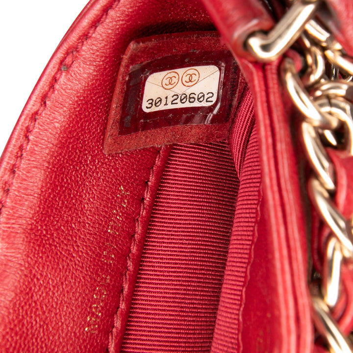 Lambskin Tech Me Out Clutch With Chain Red - Gaby Paris