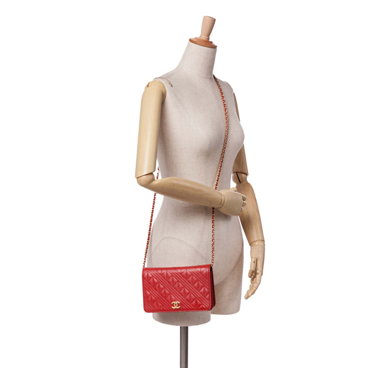 CC Mixed Quilt Caviar Wallet On Chain Red - Gaby Paris