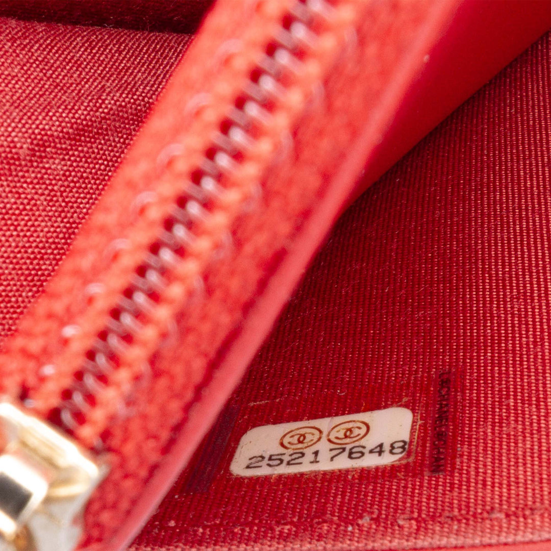 CC Mixed Quilt Caviar Wallet On Chain Red - Gaby Paris