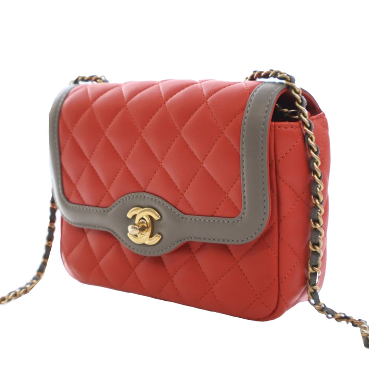 Chanel Matelassé Two Tone Day à rabat Mini Cuir d'agneau