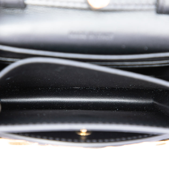 Triomphe Maillon Wallet on Chain Mini Cuir de veau lisse Noir