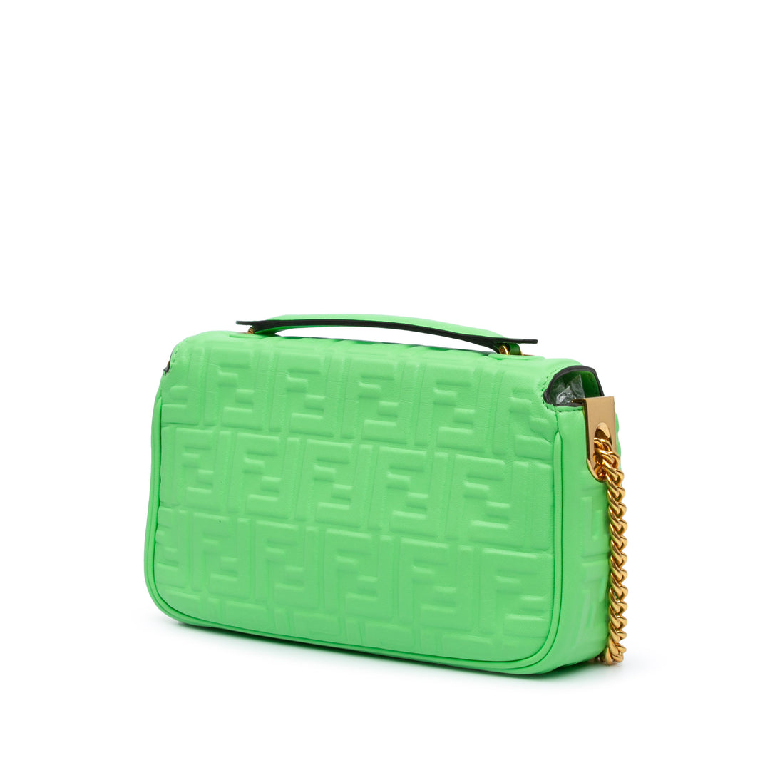 Fendi Zucca embossé Cuir Chain Midi Baguette