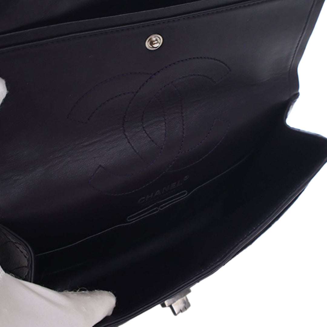 Chanel Matelassé vieilli Cuir de veau Reissue 2.55 Double rabat 225 – GABY PARIS Authentique
