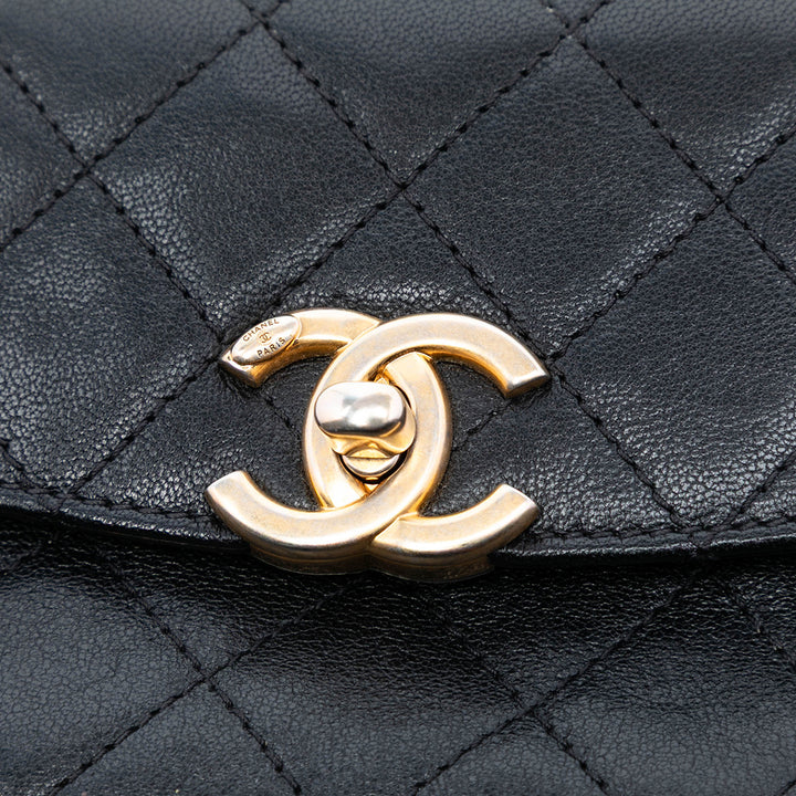 Chanel Mini CC Matelassé Cuir d’agneau à rabat