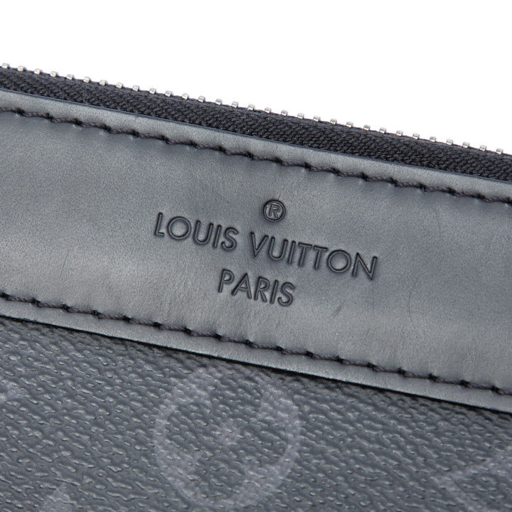 Louis Vuitton Pochette Discovery Monogram Eclipse GM Noir – vue 5 – GABY PARIS