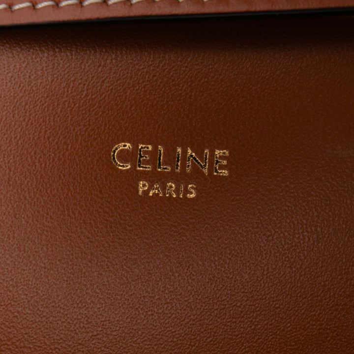 Celine Classique Triomphe Coated Toile and Cuir de veau Triomphe Sac porté croisé Marron – GABY PARIS Authentique