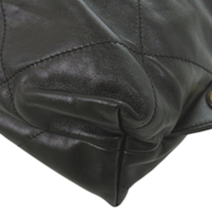 Chanel Large Matelassé brillant Cuir de veau 22 Sac à dos