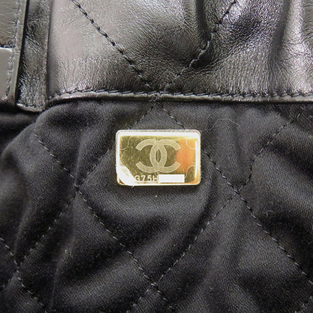 Chanel Large Matelassé brillant Cuir de veau 22 Sac à dos