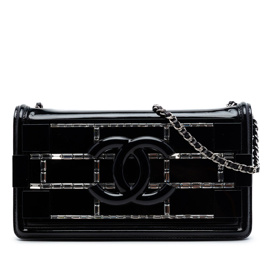 Chanel Cuir verni et Acrylic Cristal Embellished Boy Brick Horizontal à rabat