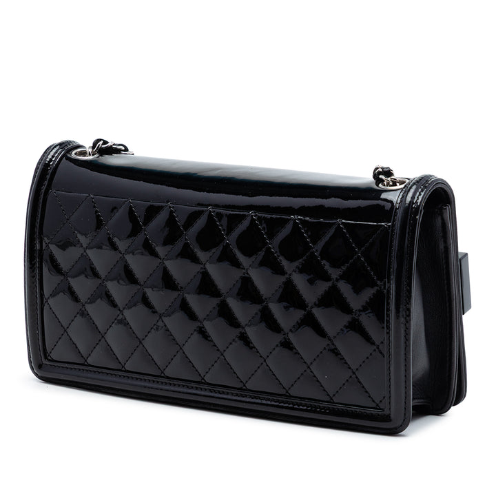 Chanel Cuir verni et Acrylic Cristal Embellished Boy Brick Horizontal à rabat