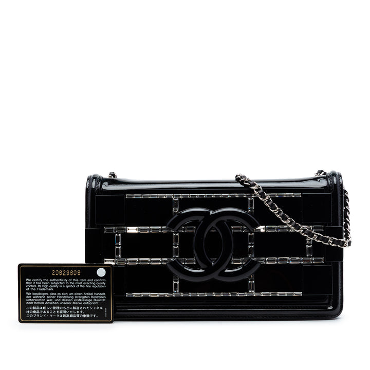Chanel Cuir verni et Acrylic Cristal Embellished Boy Brick Horizontal à rabat