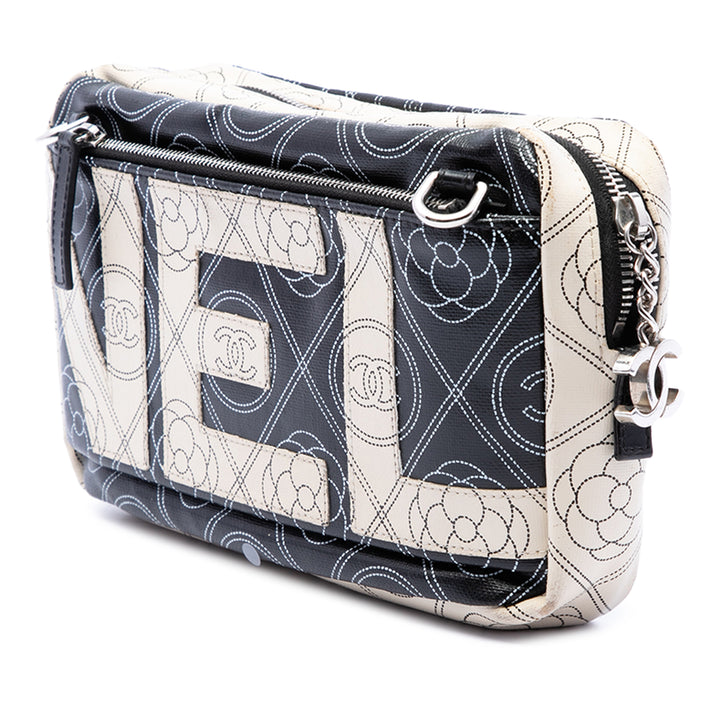 Chanel Camellia Logo Sac caméra Toile enduite Noir – vue 2 – GABY PARIS