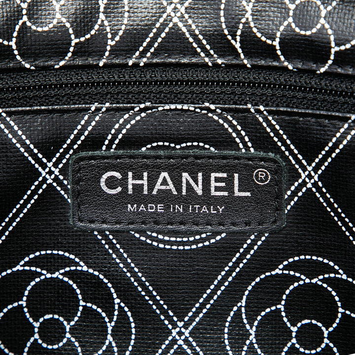 Chanel Camellia Logo Sac caméra Toile enduite Noir – vue 5 – GABY PARIS