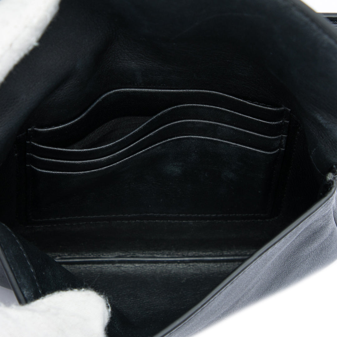Saint Laurent Cuir de veau Monogram Tri Pocket Sac porté croisé