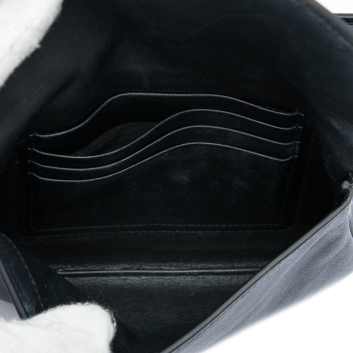 Saint Laurent Cuir de veau Monogram Tri Pocket Sac porté croisé
