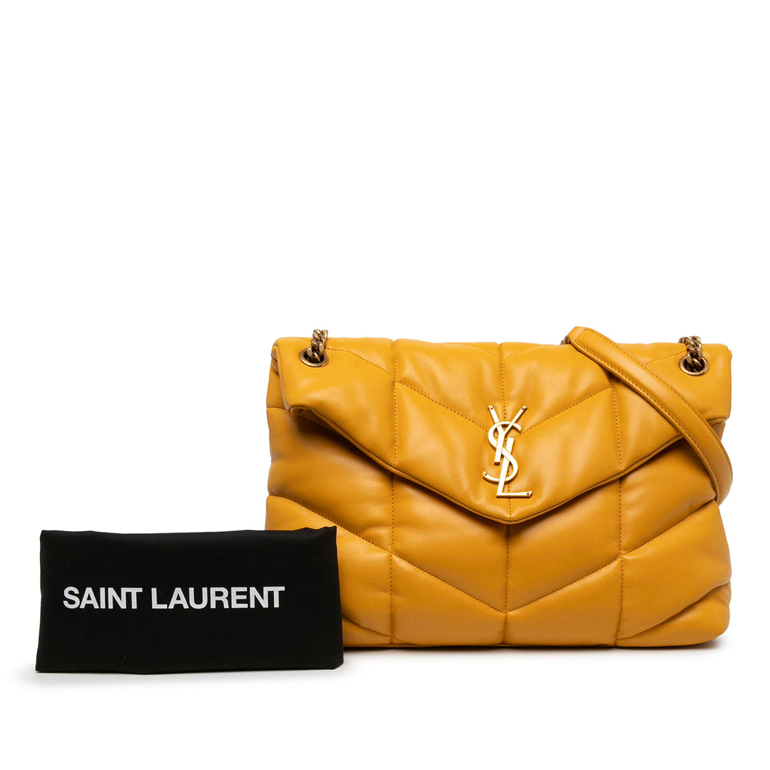 Saint Laurent Sac porté épaule Matelasse LouLou Puffer Moyen Cuir d'agneau Jaune – vue 6 – GABY PARIS