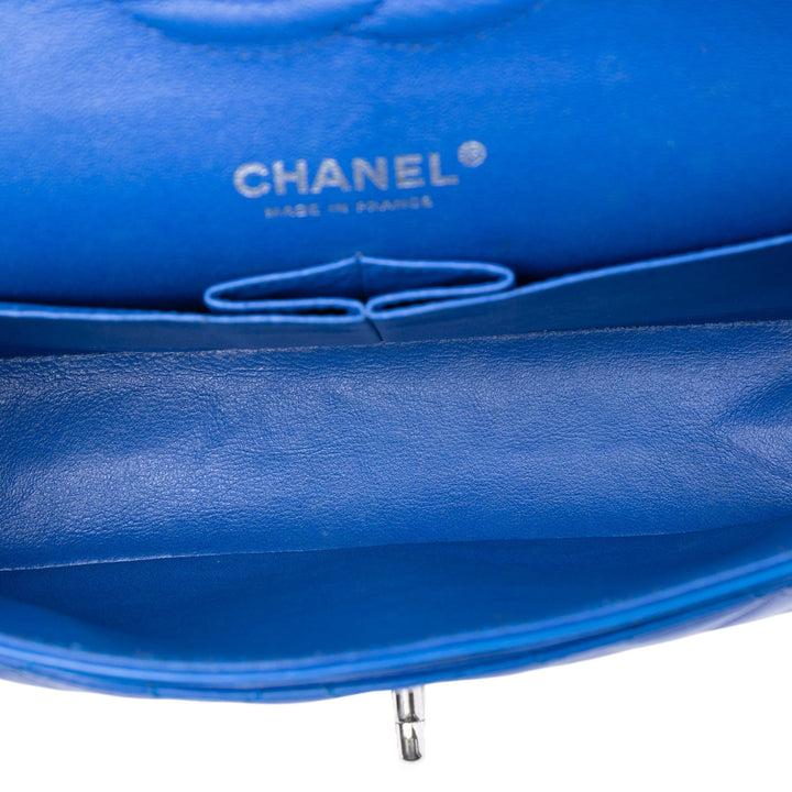 Chanel Medium Classic Cuir d’agneau Double rabat