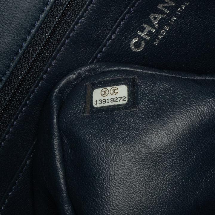 Jumbo Classic Patent Double Flap Blue - Gaby Paris