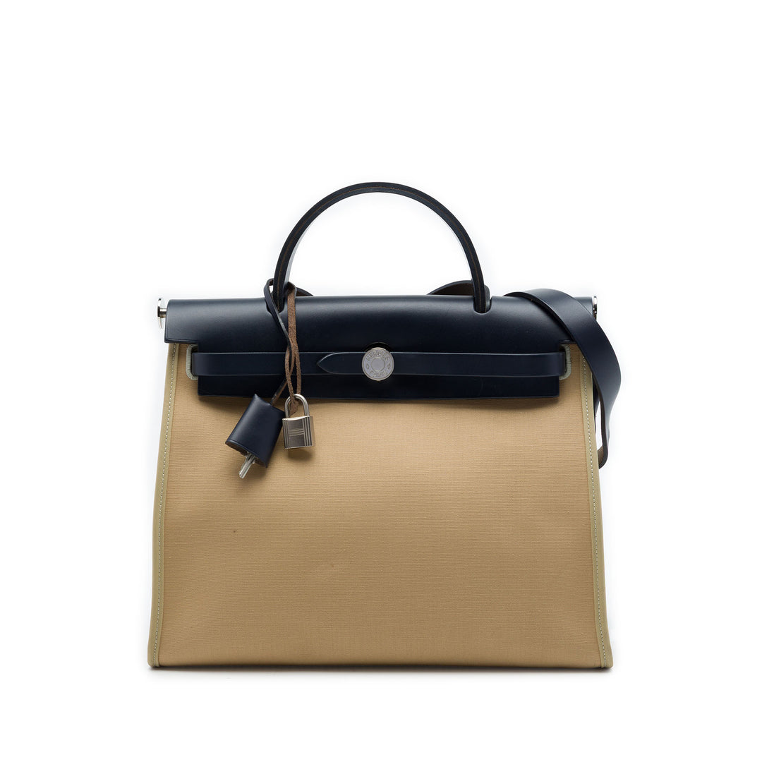 Hermès Herbag Zippé 31 Beige – vue principale – GABY PARIS