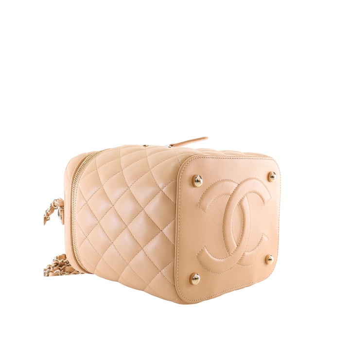 Chanel Vanity CC Matelassé avec chaîne Cuir d'agneau Beige – vue 13 – GABY PARIS