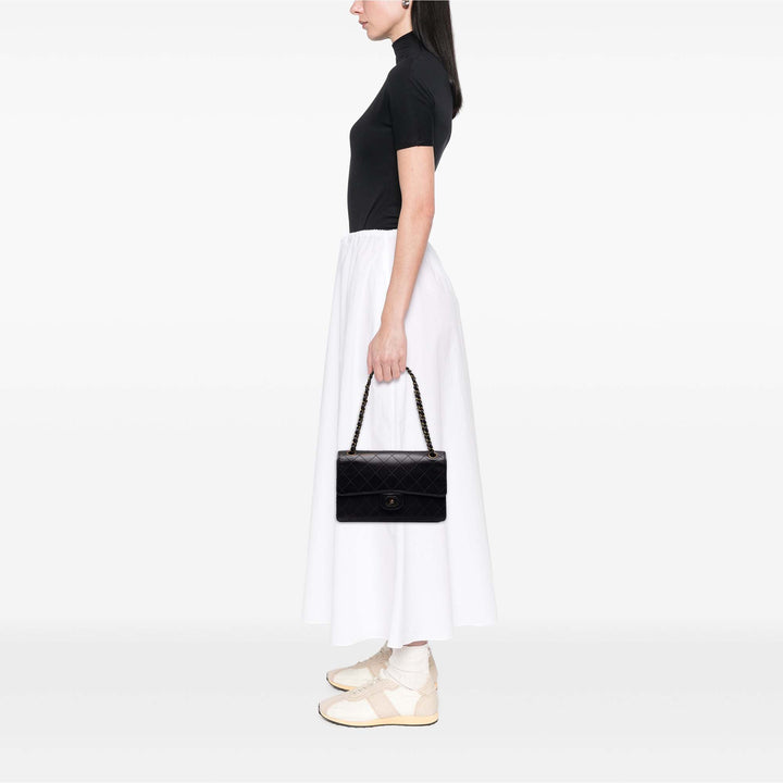 Chanel CC Matelassé Rabat simple Moyen Cuir d'agneau Noir – vue 6 – GABY PARIS