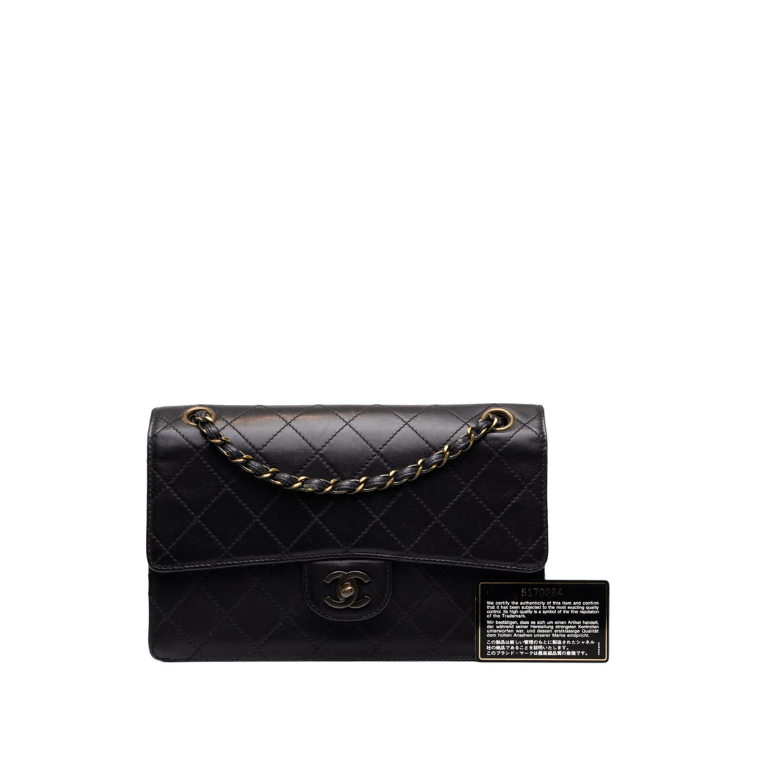 Chanel CC Matelassé Rabat simple Moyen Cuir d'agneau Noir – vue 7 – GABY PARIS