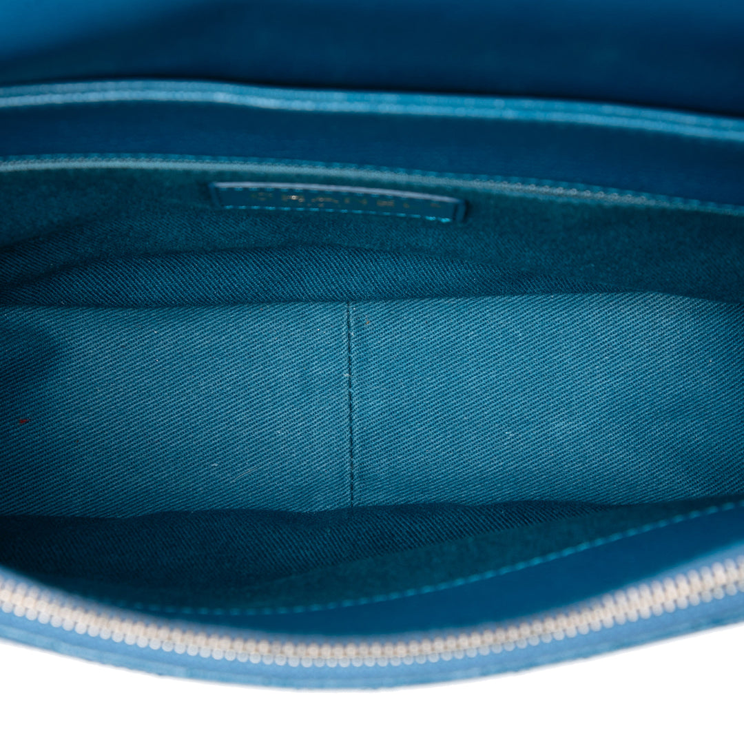 Chanel Medium brillant Cuir de veau et Matelassé Cuir de chèvre Coco Curve à rabat