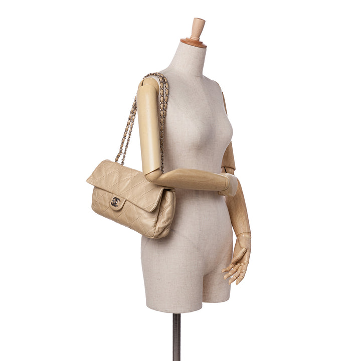Quilted Lambskin Ultimate Stitch Flap Brown - Gaby Paris