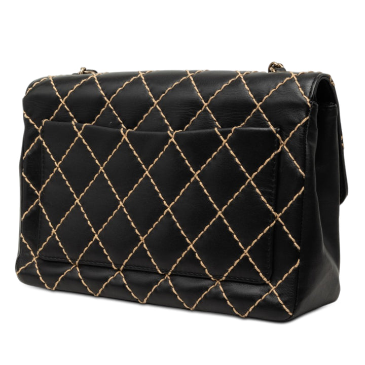Chanel Jumbo CC Matelassé Cuir d'agneau Wild Stitch à rabat