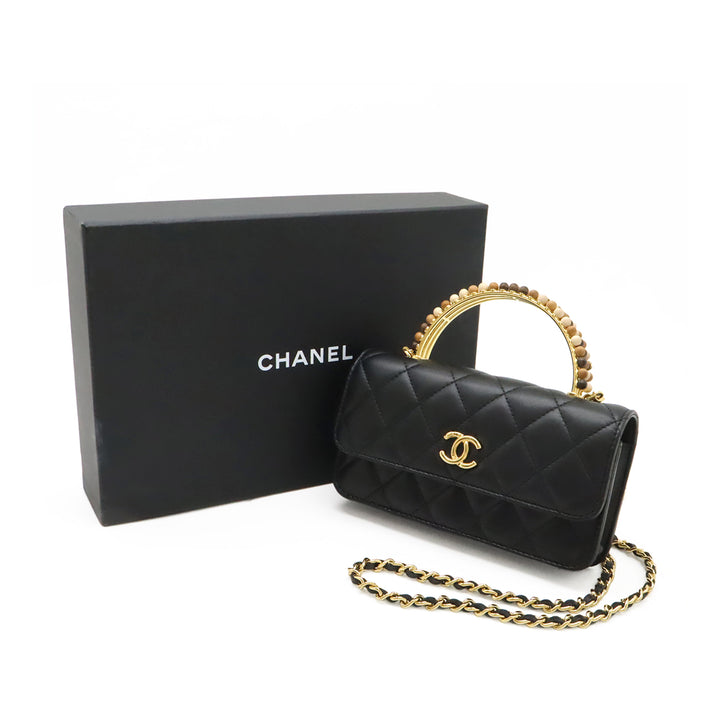 Chanel CC Matelassé Cuir d’agneau Wooden Beads anse supérieure Wallet on Chain