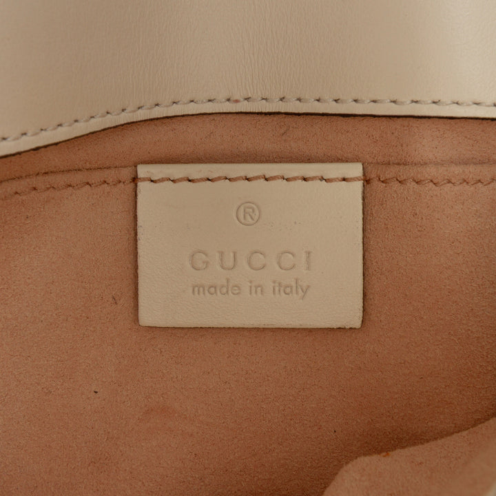 Gucci Small GG Marmont Matelasse Cuir de veau Sac bandoulière
