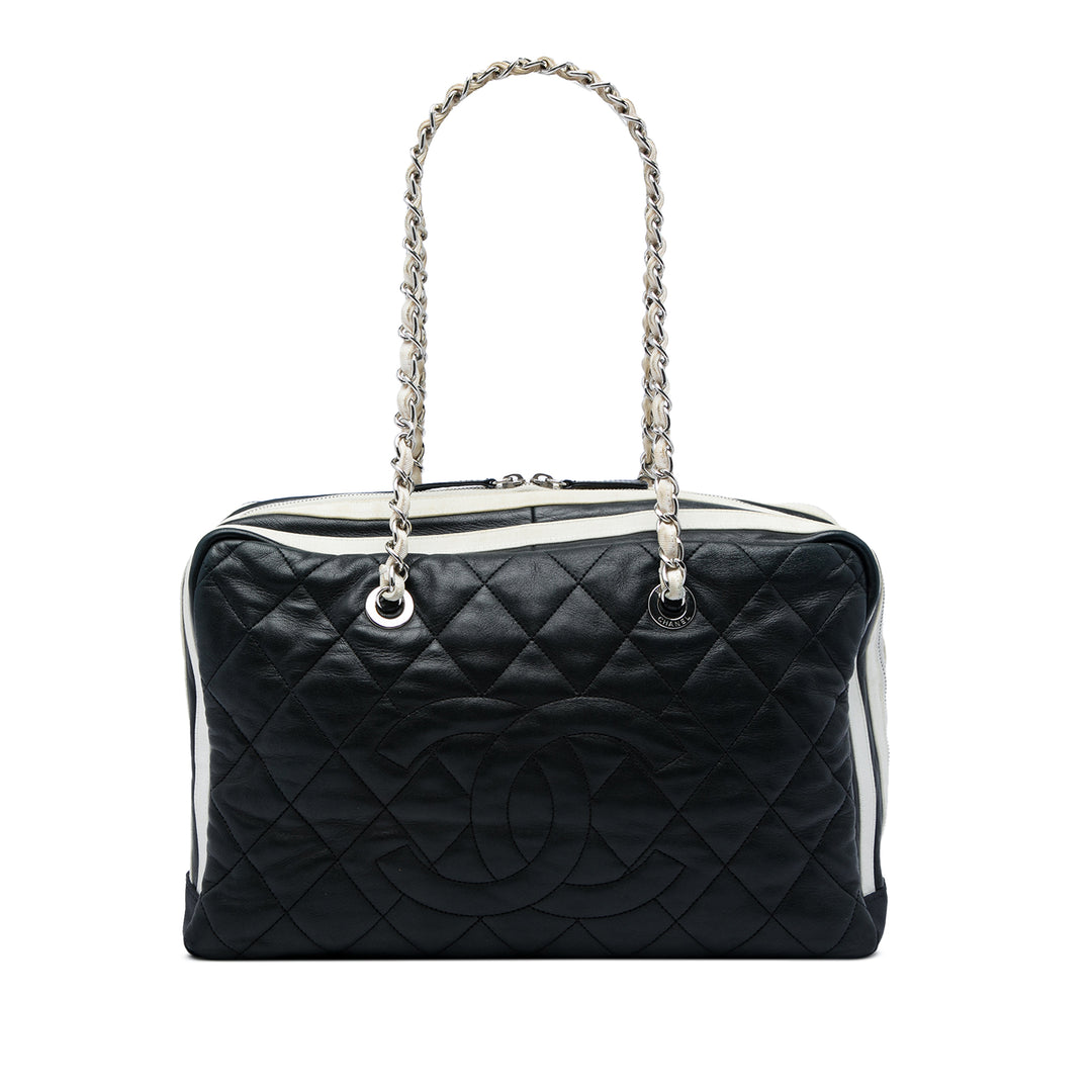 Chanel Sac porté épaule Paris Venice Matelassé Lido Cuir d'agneau Noir – vue principale – GABY PARIS