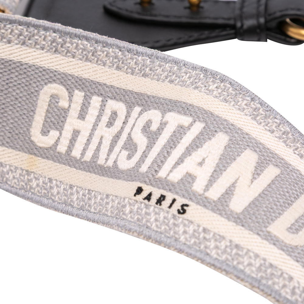 Dior Embroidered Toile Logo Bag Strap Gris – GABY PARIS Authentique