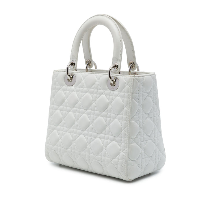 Dior Sac à main Lady Dior Cannage Moyen Cuir d'agneau Blanc – vue 2 – GABY PARIS